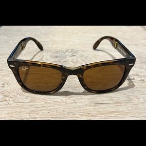 Ray Ban Folding Wayfarer Sunglasses